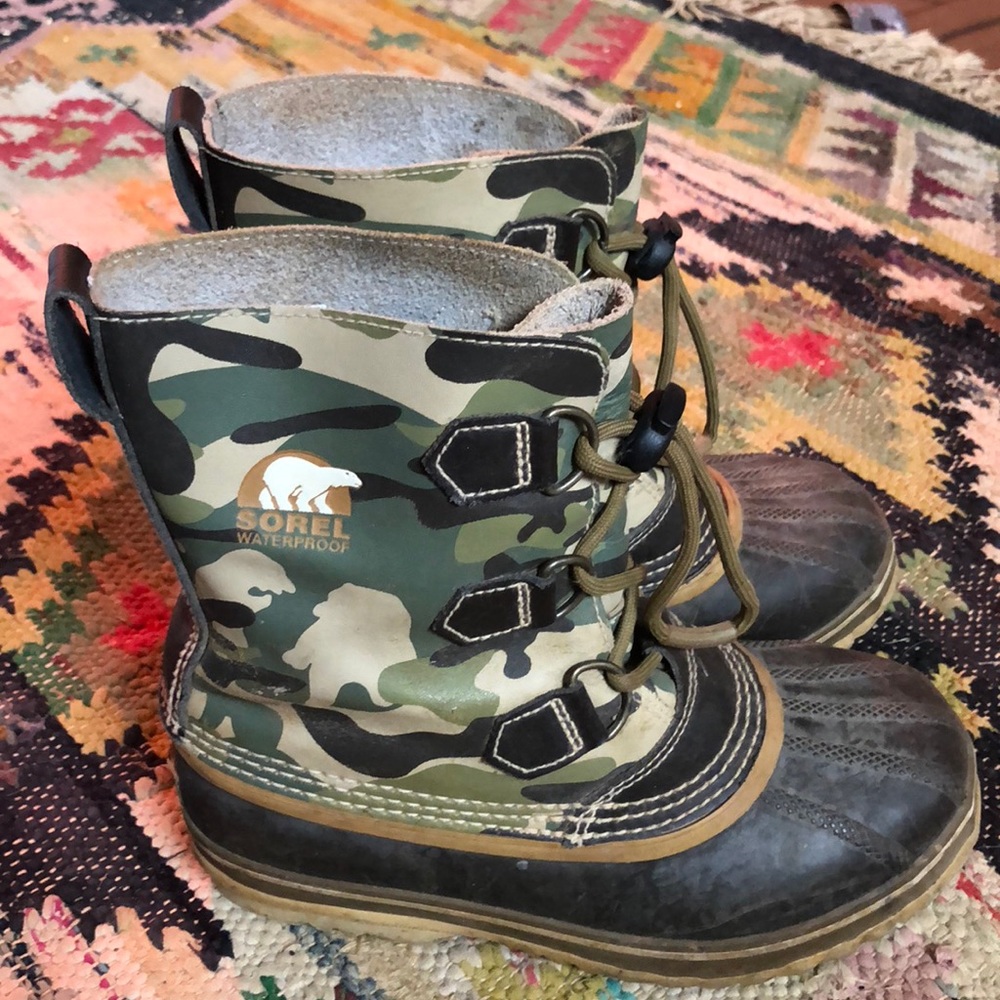 Yoot-Pac Sorel boots